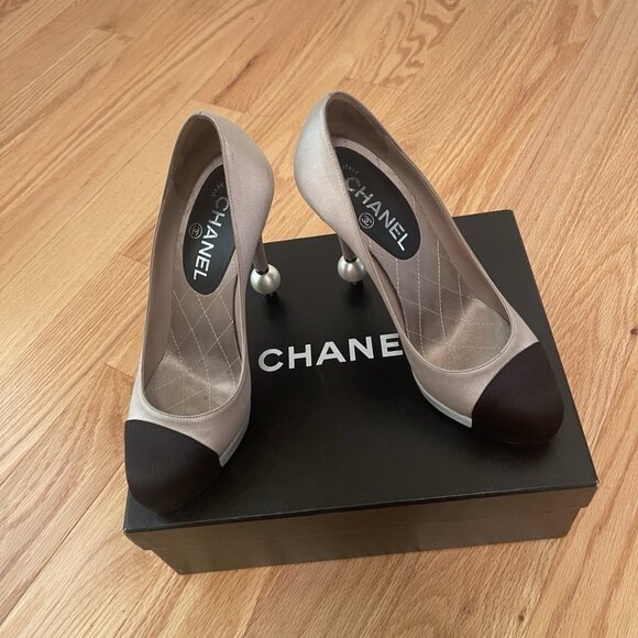 CHANEL Shoes - CHANEL Black Leather Satin Pumps Heels